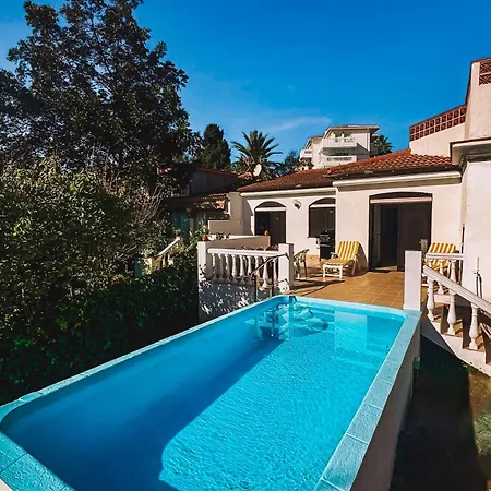 Family Casa Kuka I Wonderful Terrace With Saltwater Pool And Bbq Area I In Walking Distance I Pets Welcome * Фуенхірола