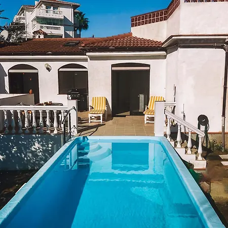 Villa Family Casa Kuka I Wonderful Terrace With Saltwater Pool And Bbq Area I In Walking Distance I Pets Welcome